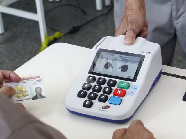 Venezuela's Finger print activated voting machines